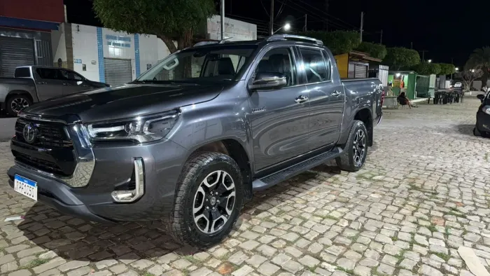 Toyota Hilux CD SRX 4X4 2.8 TDI 16V Diesel Aut. 2022