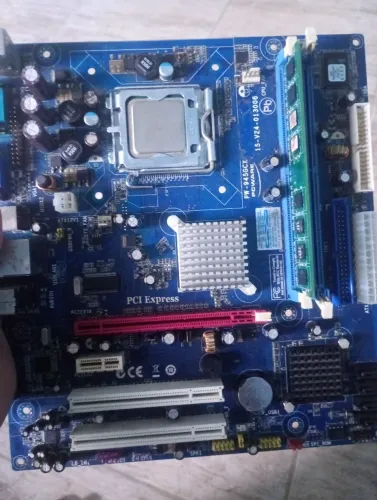 Placa mãe PW-945GCX.(LÉIA A DESCRIÇÃO)