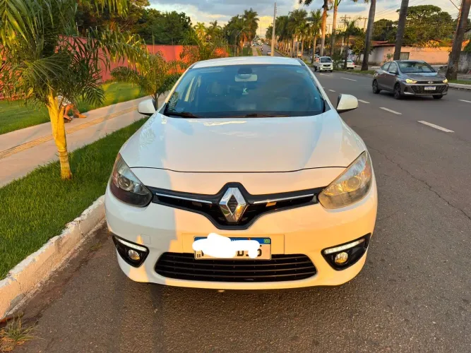 Renault Fluence Sed. Dyn. Plus 2.0 16V Flex Aut. 2016