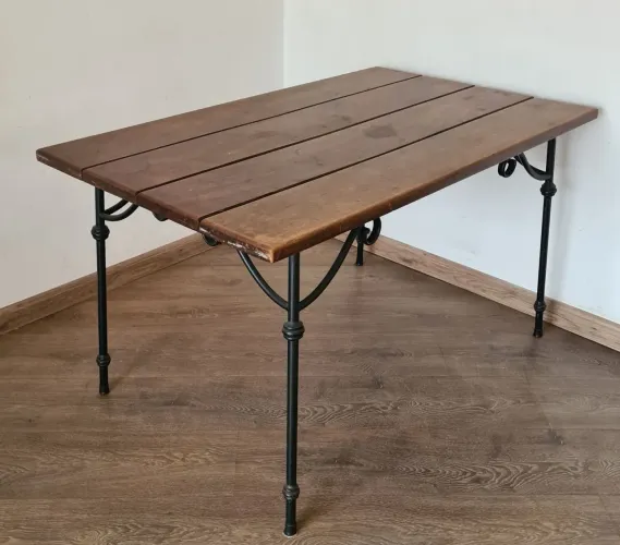 Mesa de madeira maciça de sucupirá com 130 cm de comprimento, 80 cm de largura. , 