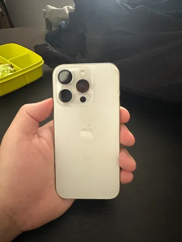 iPhone 15 Pro - 128 GB