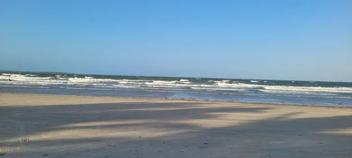 PRAIA DE PANAQUATIRA: Terreno de 1.500m2 pé na areia Ilha de São Luís.