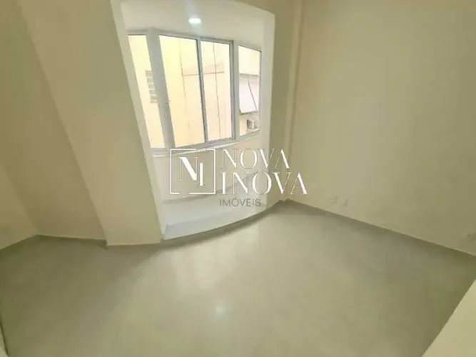 Apartamento : Padrão / Residencial / Catete