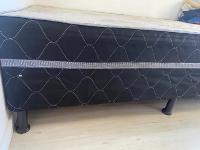 Cama box