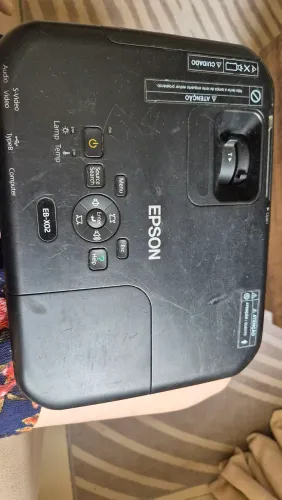 Projetor Epson modelo H432A