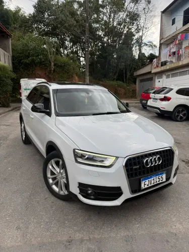 Audi Q3 2.0 TFSI Quat. 211/220cv S-tronic 5P 2013