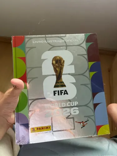 Vendo álbum da copa capa dura prata lacrado