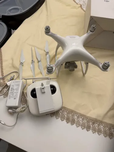 Drone DJI Phantom 4