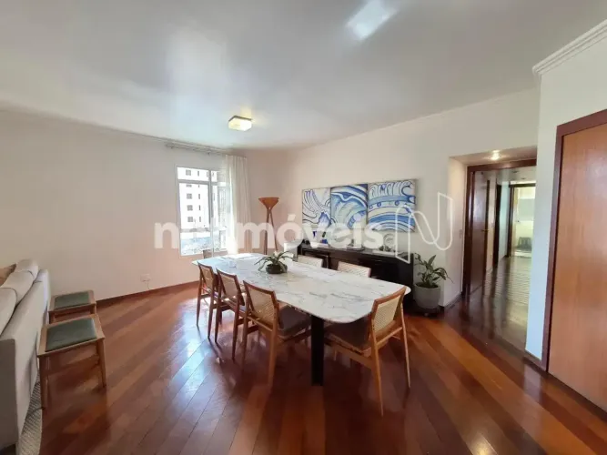 Edificio Pierre Bonnard: Imponente, bem construido e muito bem cuidado