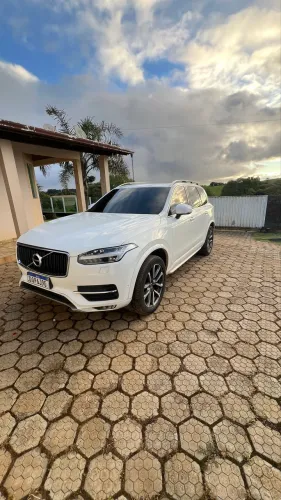 Volvo XC 90 T-6 Momentum 2.0 320cv 5P 2018