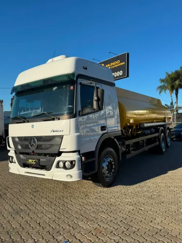 MB Atego 2430 6x2 2014 VALOR NO CHASSI COM TANQUE VERIFIQUE O VALOR NA DESCRIÇÃO