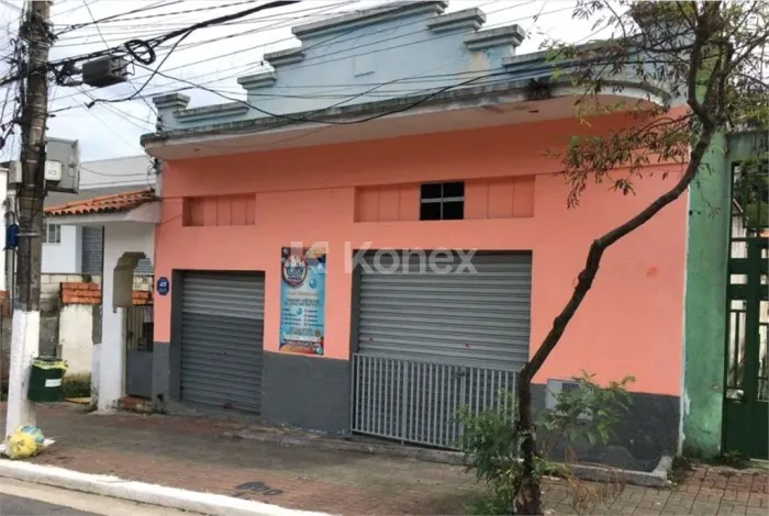 Casa comercial à venda com 500 m² em Vila Fanton, São Paulo