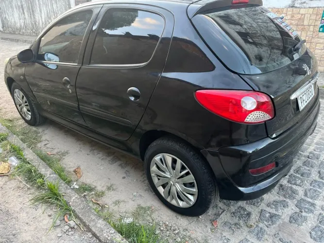 Peugeot 207 XR 1.4 Flex 8V 5P 2012
