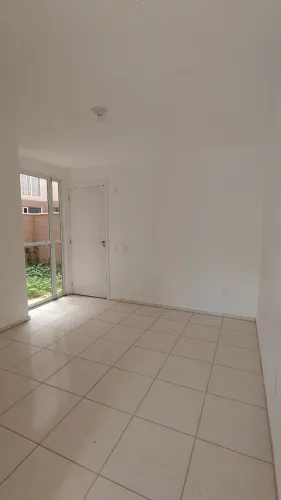 Apartamento 2 Quartos - Condomínio Fechado com Piscina | Valparaíso
