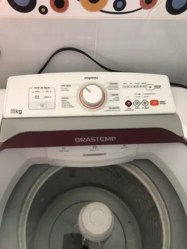 Máquina lavar roupas Brastemp 11 kgs c/ peq. Defeito