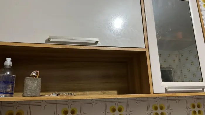 Armário de cozinha semi novo muito lindo !
