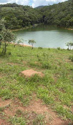 Vendo terreno pé na água em Nazaré paulista