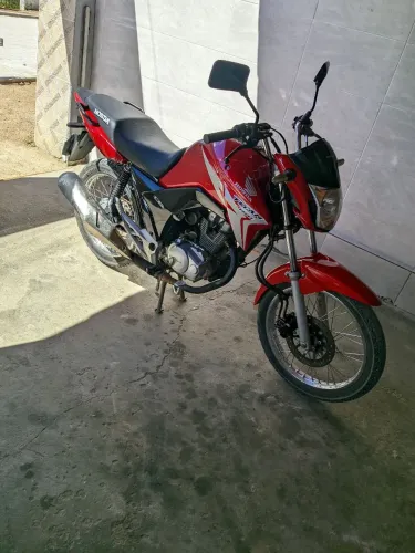 Titan 150 ano 2015
