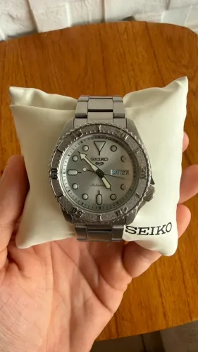 Seiko 5 Sports
