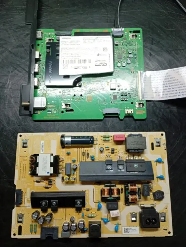 Placa principal e placa fonte tv Samsung UN55TU7020G.