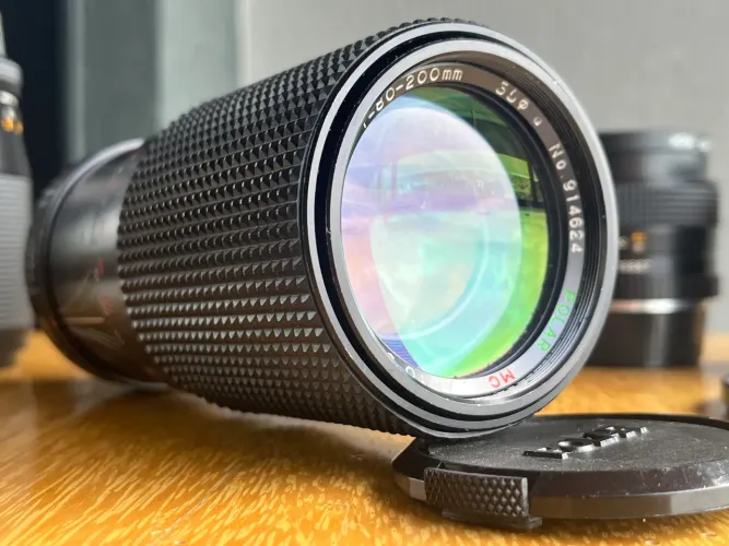 YASHICA LENS MC 80-200mm f3.9