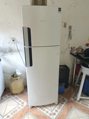 Vendo geladeira nova