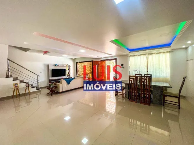Casa com 4 dormitórios para alugar, 259 m² por R$ 12.900/mês + taxas - Piratininga - Niter