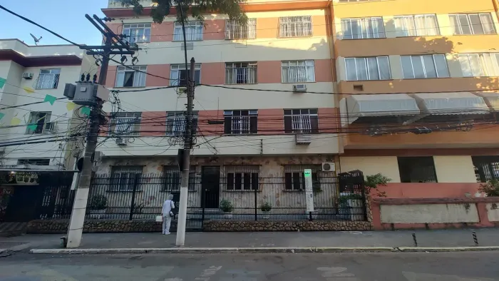 Apartamento de 02 quartos para locação em Fonseca - Niterói RJ