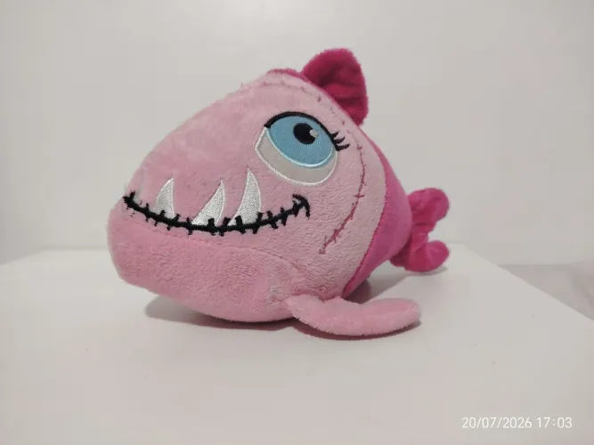 Boneca Pelucia Neptuna Monster High 17 Centímetros.