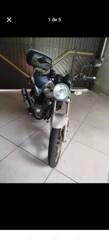 Suzuki gsr 150 ano 2013