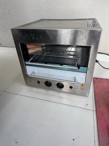 Churrasqueira à gás de bancada 