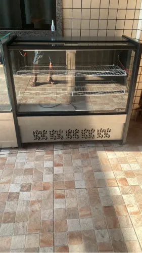 Balcão para torta e vitrine estufa