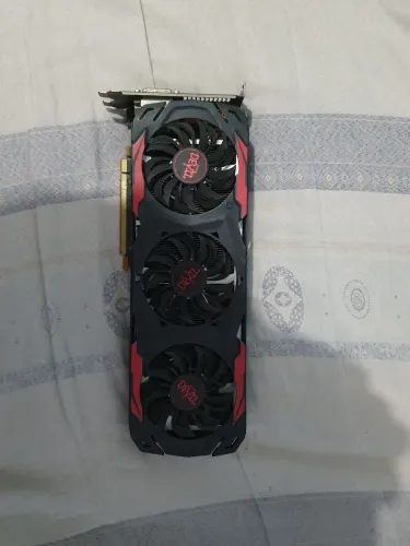 Placa de vídeo Radeon RX 480 8gb gdd5 com Defeito