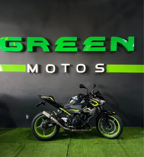KAWASAKI Z400 (GREEN MOTOS)