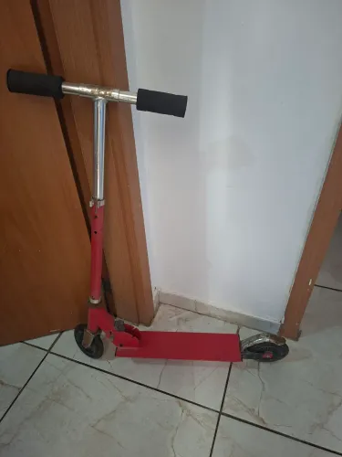 Vendo patinete infantil