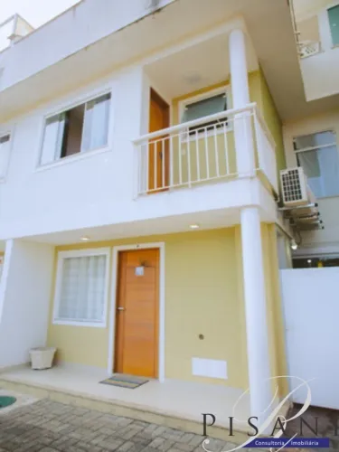 Triplex de 3 Quartos com Suíte e Terraço no Pechincha, Rio de Janeiro - RJ: Casa em Condom