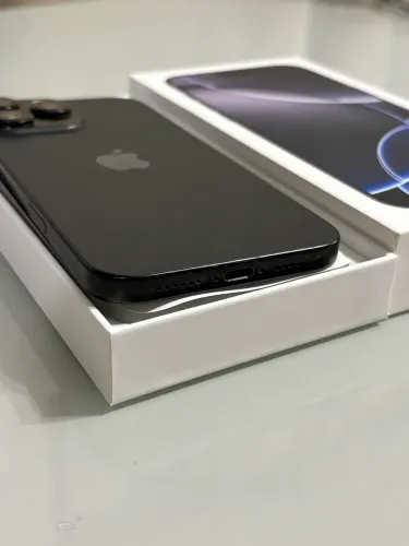 Iphone 16 Pro Max 256GB Black Titanium
