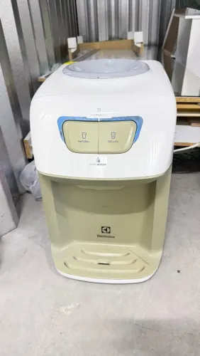 Bebedouro gelágua Electrolux