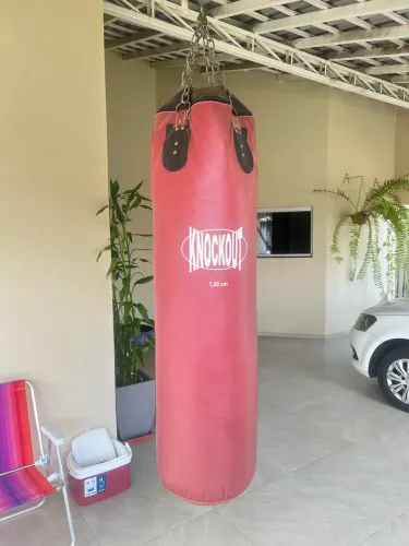 Saco de boxe em perfeito estado 