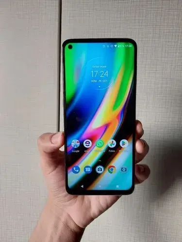 Vendo moto G9 plus, troco por um Xbox 360. Vendo pra sair essa semana.