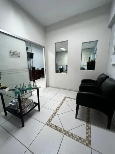 Sala comercial na Avenida Humaitá