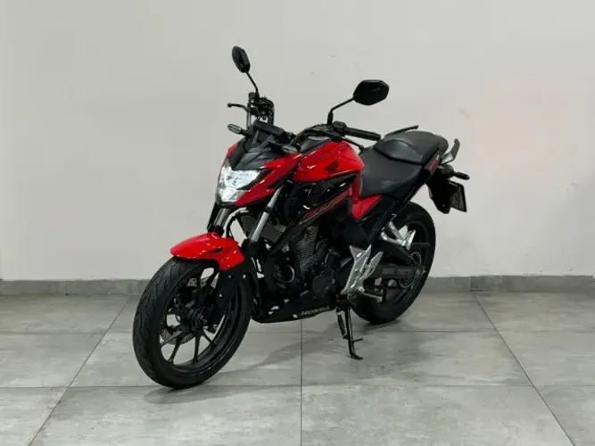HONDA CB 300F TWISTER