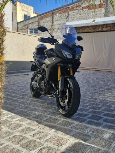 Moto tracer 900 2025