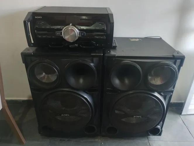 Som completo da Sony