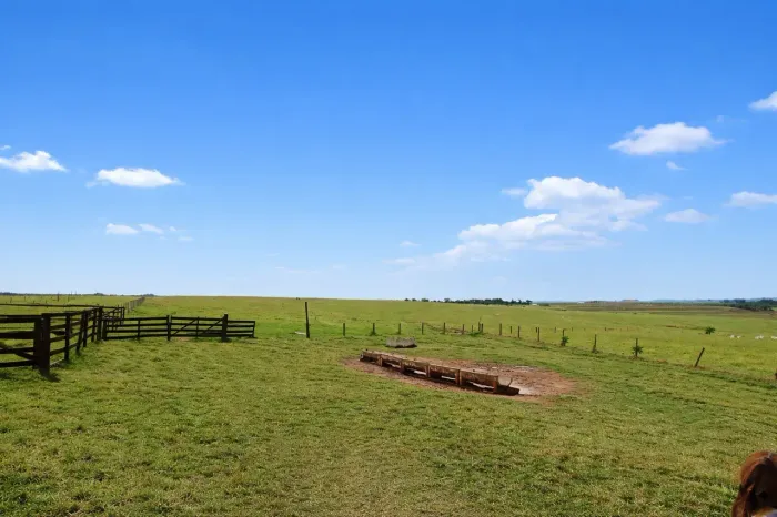 Fazenda a venda em SP. Oeste Paulista.