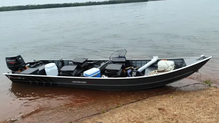 BARCO LIGEIRO 600 PRO