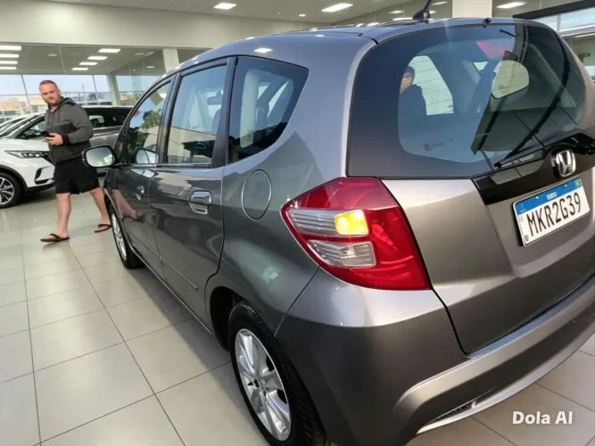Honda Fit LX 1.4/ 1.4 Flex 8v/16v 5P Aut. 2013