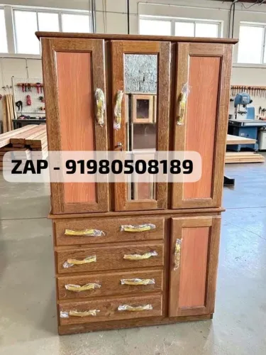 Guarda roupa - solteiro completo com espelho 4 gavetas disponível