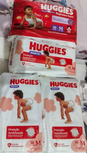 Fraldas descartáveis M 40,00 cada pacote