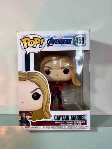 Funko Pop Capitã Marvel #459 - Avengers com Caixa Original